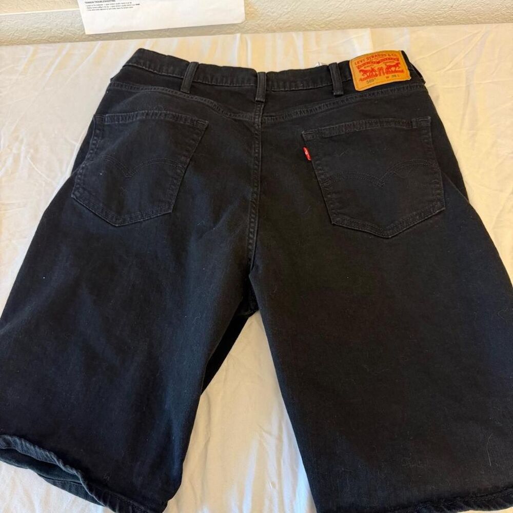 Levi-s Men's Black Shorts - Picture 5 of 6
